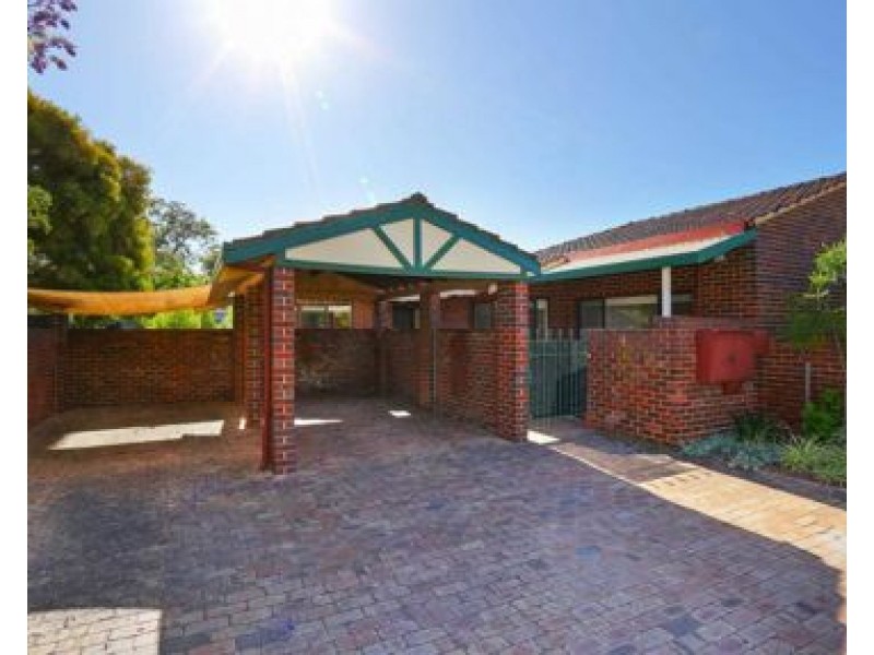 10A Macrae Rd, Applecross WA 6153