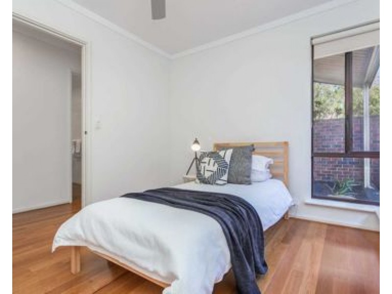 10A Macrae Rd, Applecross WA 6153