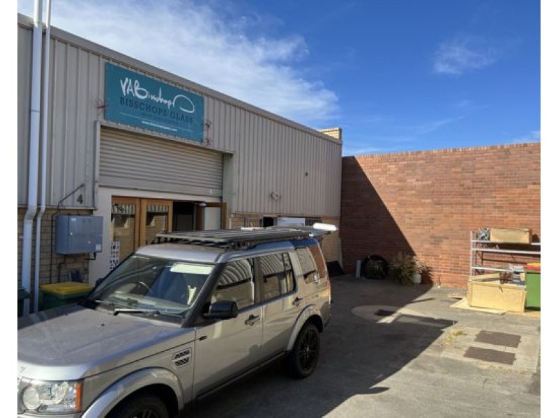 U4/8 Zeta Crescent, O’connor WA 6163