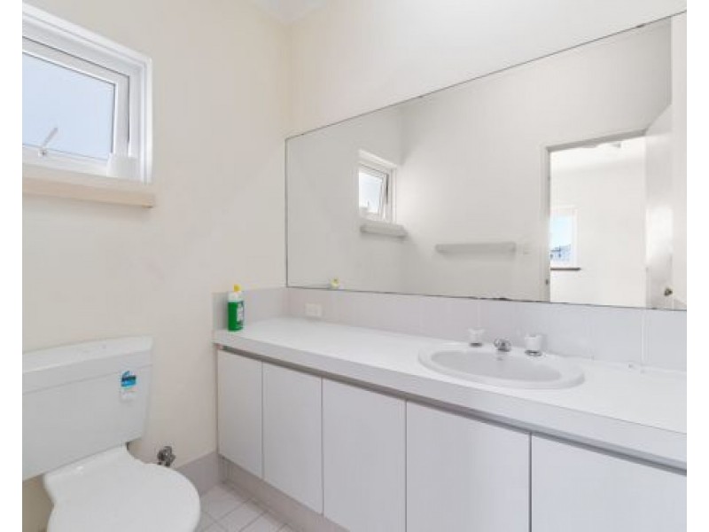 9 Cowrie Crescent, Mount Pleasant WA 6153