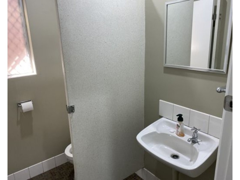 2 Rockingham Road, Hamilton Hill WA 6163