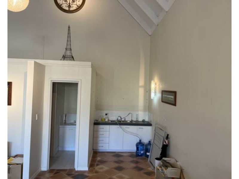 U10/100 Stirling Hwy, North Fremantle WA 6159