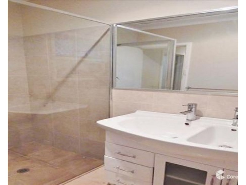 6A Leverburgh Street, Ardross WA 6153