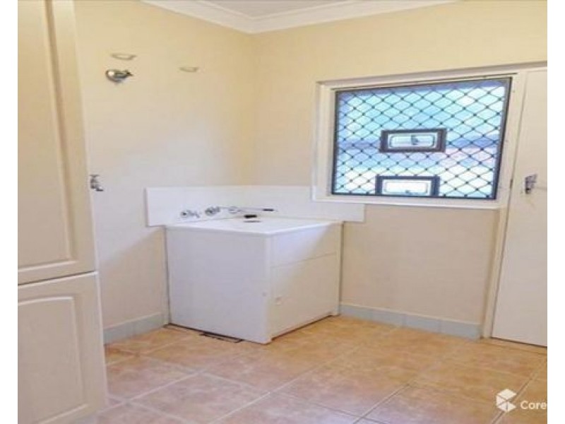 6A Leverburgh Street, Ardross WA 6153