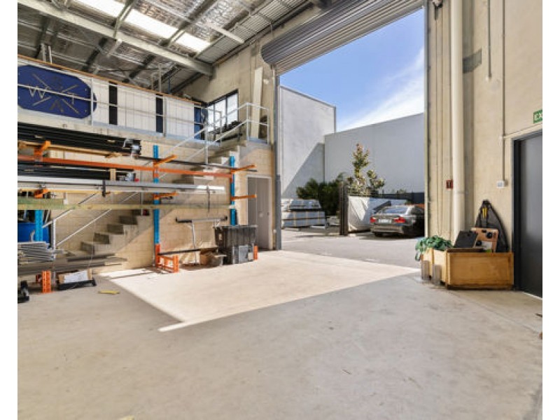 3/8 Murphy Street, O’connor WA 6163