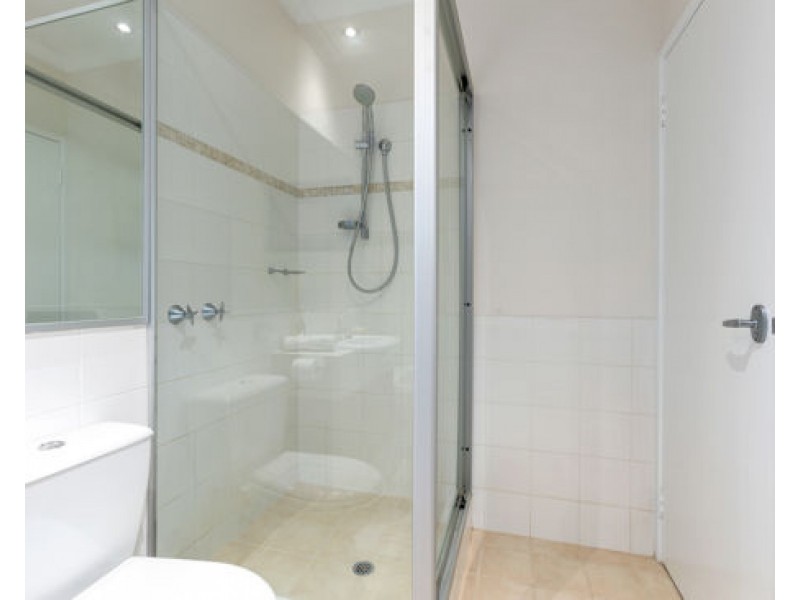 1 6 Jane Road, Applecross WA 6153