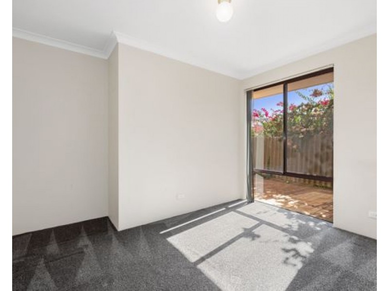 B 60 Tain Street, Ardross WA 6153