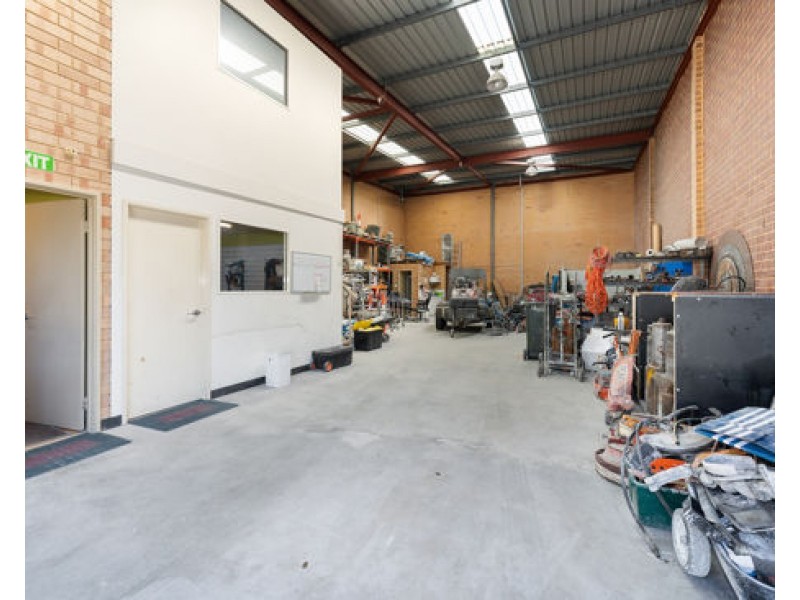 1/27 Weatherburn Way, Kardinya WA 6163