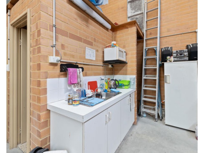 1/27 Weatherburn Way, Kardinya WA 6163