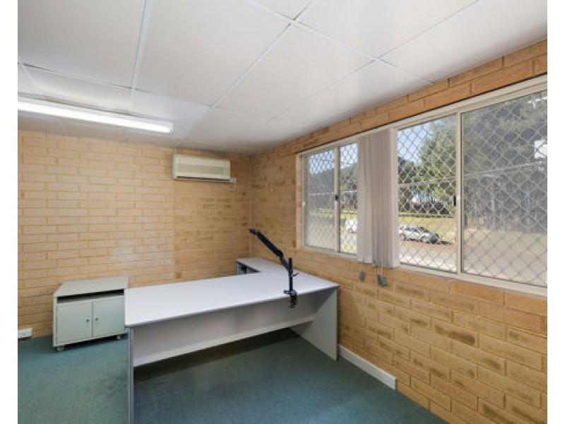 1/27 Weatherburn Way, Kardinya WA 6163