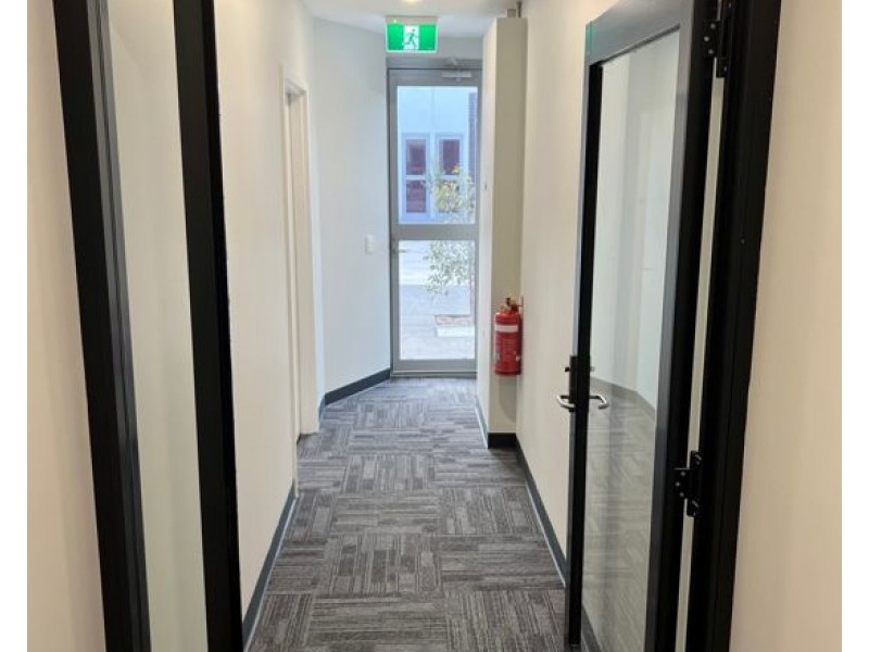 U7/11 Ring St, Neerabup WA 6031