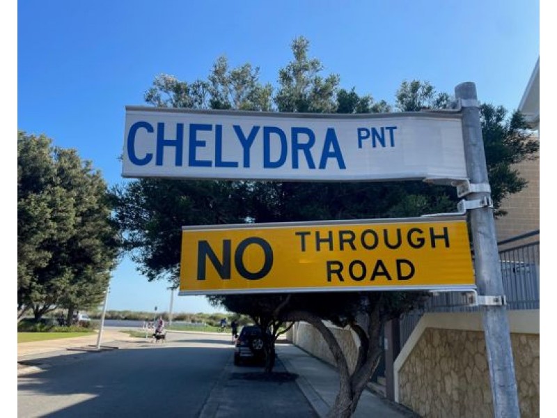 16 Chelydra Point, North Coogee WA 6163