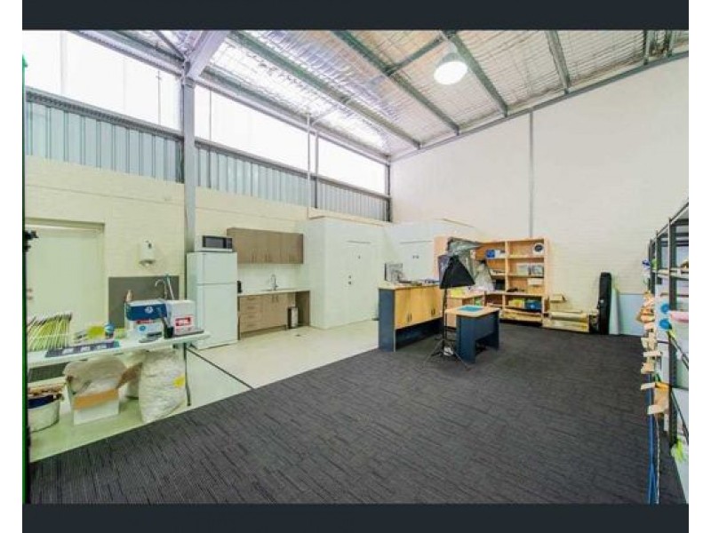 2/31 Shields Crescent, Booragoon WA 6154