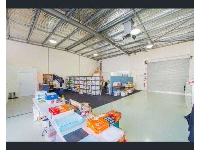 2/31 Shields Crescent, Booragoon WA 6154