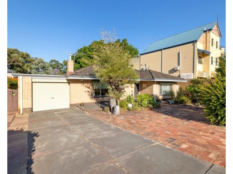 13 Hislop Street, Attadale WA 6156