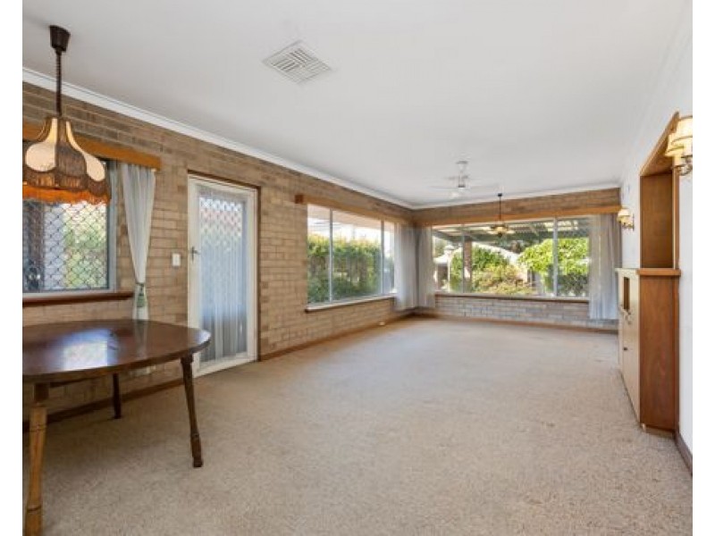 13 Hislop Street, Attadale WA 6156