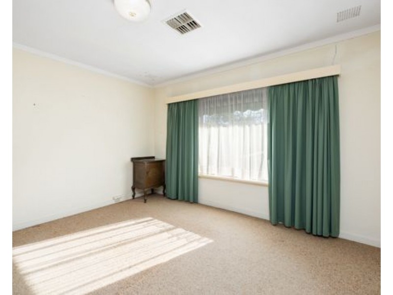 13 Hislop Street, Attadale WA 6156