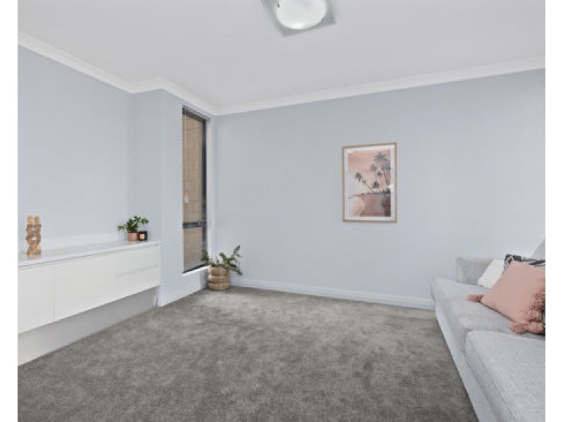 42 Birch Road, Aubin Grove WA 6164