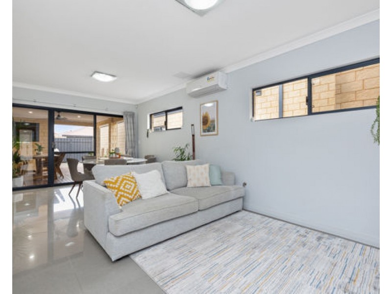 42 Birch Road, Aubin Grove WA 6164