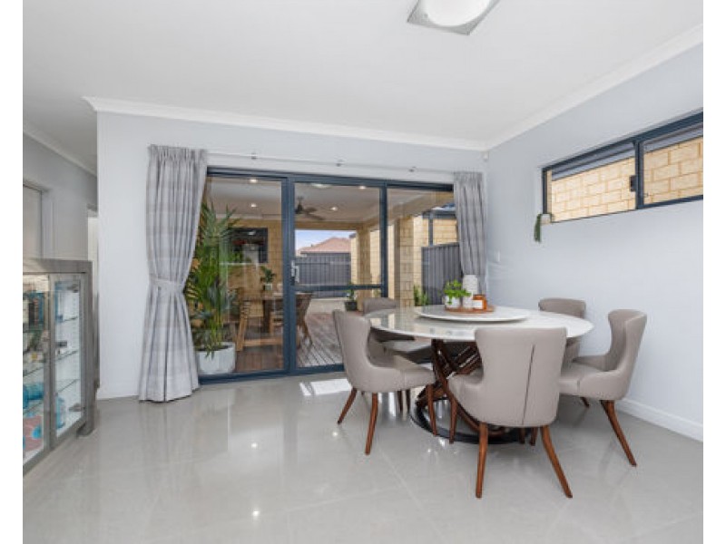 42 Birch Road, Aubin Grove WA 6164