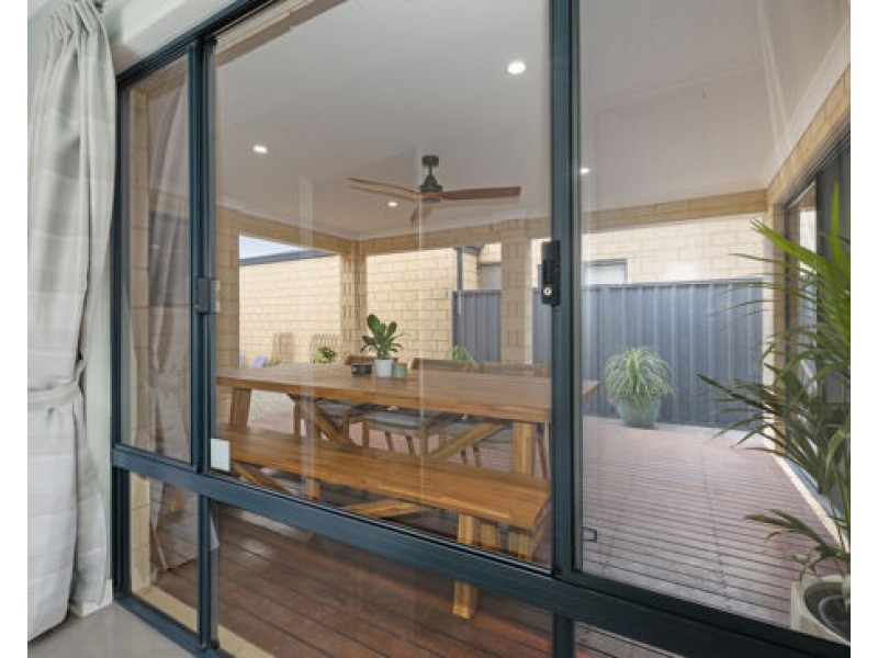 42 Birch Road, Aubin Grove WA 6164