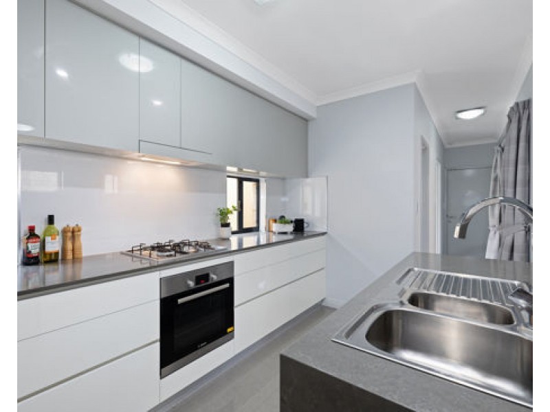 42 Birch Road, Aubin Grove WA 6164