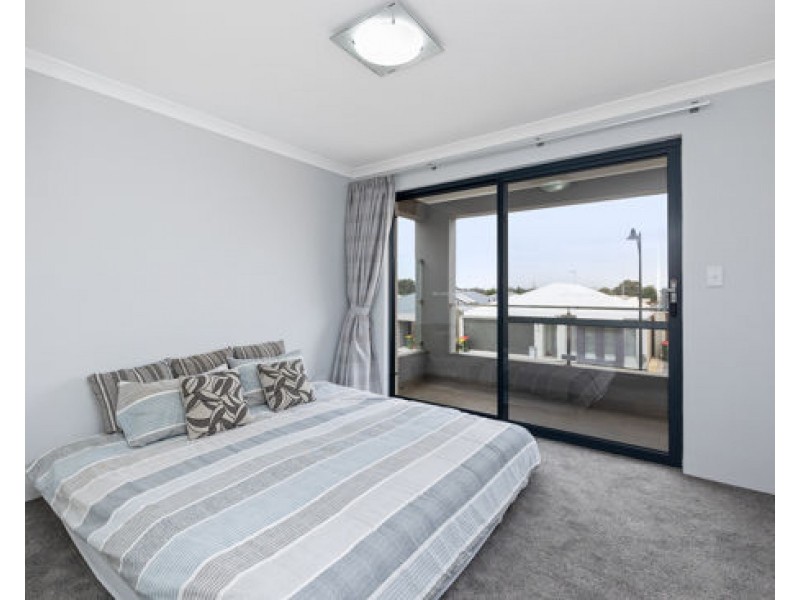 42 Birch Road, Aubin Grove WA 6164