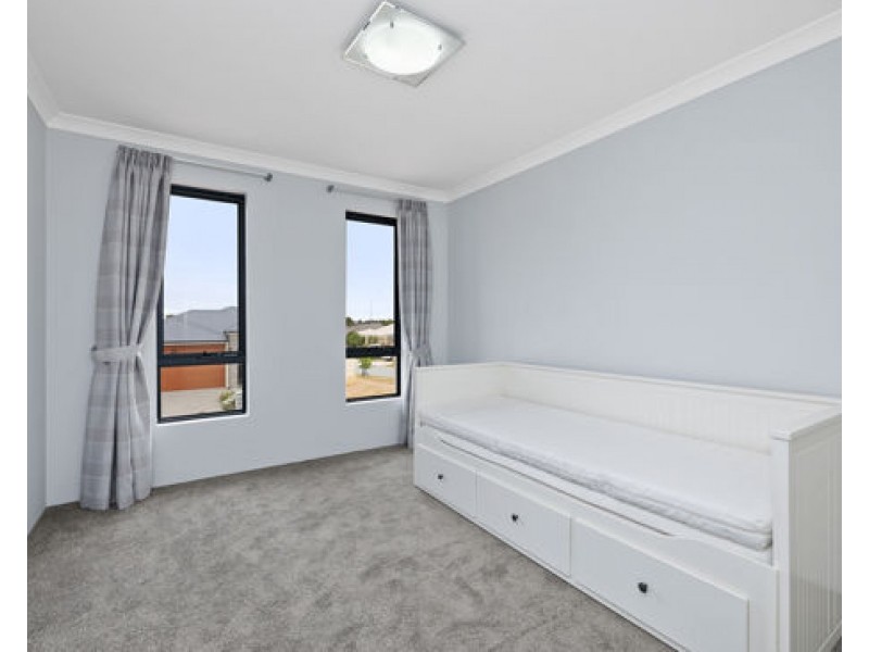 42 Birch Road, Aubin Grove WA 6164