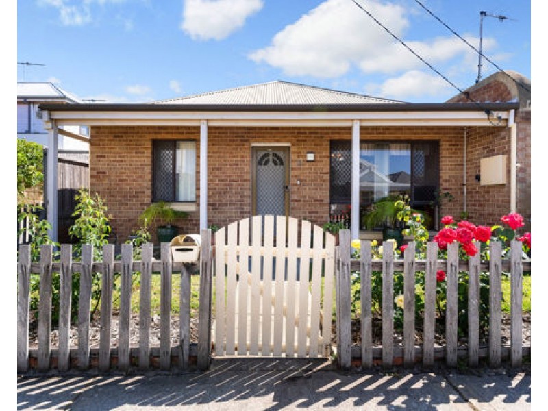 2 Sheedy Street, South Fremantle WA 6162