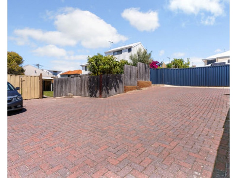 2 Sheedy Street, South Fremantle WA 6162