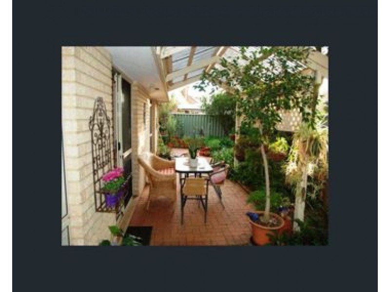 15 B Sleat Road, Mount Pleasant WA 6153