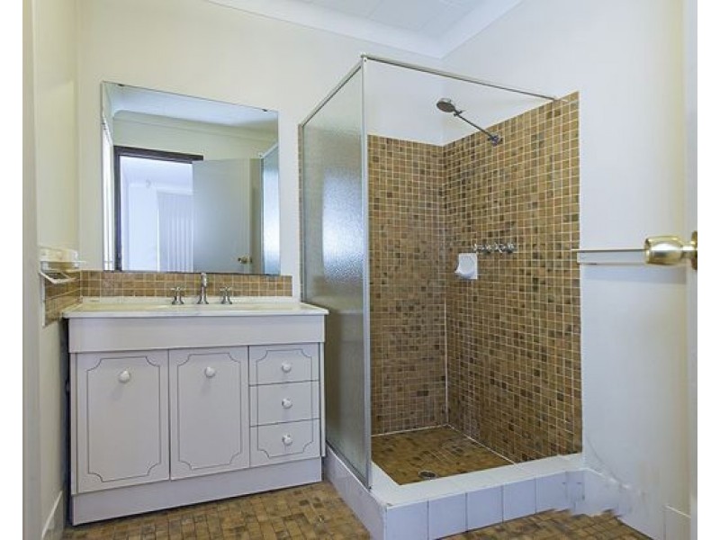 5 Camm Avenue, Bull Creek WA 6149