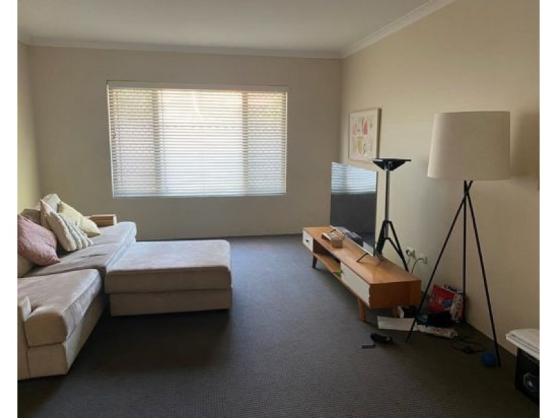 2B Snook Crescent, Hilton WA 6163
