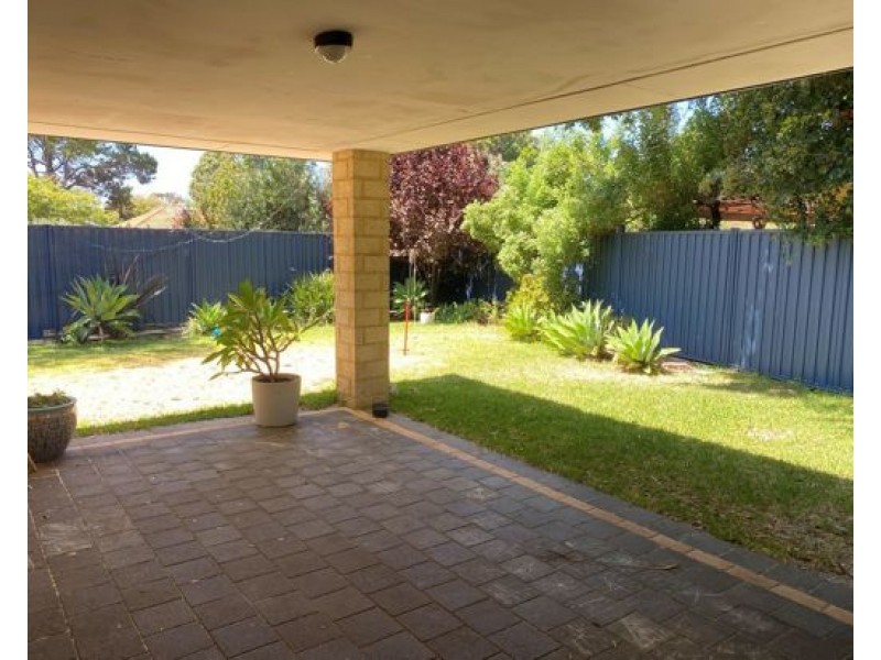 2B Snook Crescent, Hilton WA 6163