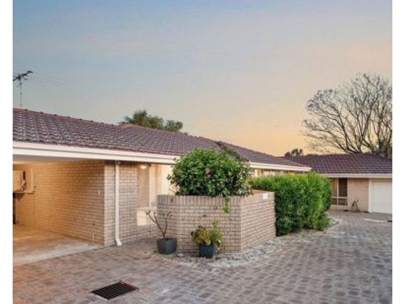 2/72 Beach Street, Bicton WA 6157