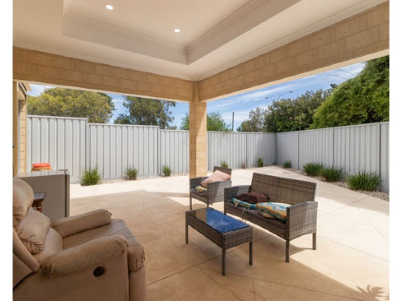 61B McBeth Way, Kardinya WA 6163