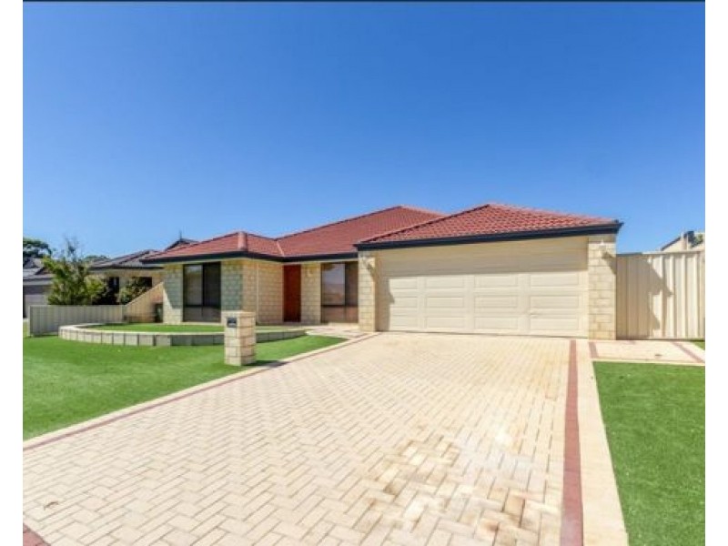 8 Beroona Way, South Lake WA 6164