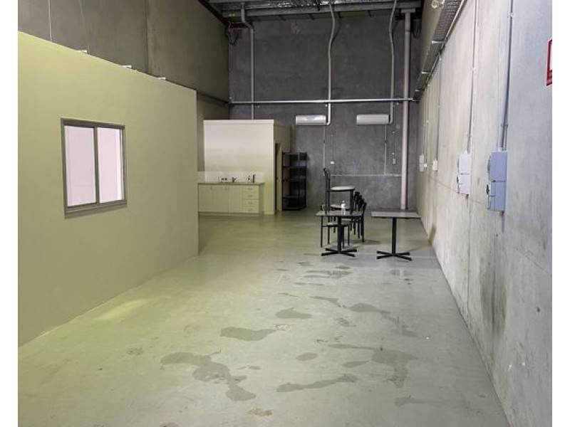 12/27 Erceg Rd, Yangebup WA 6164