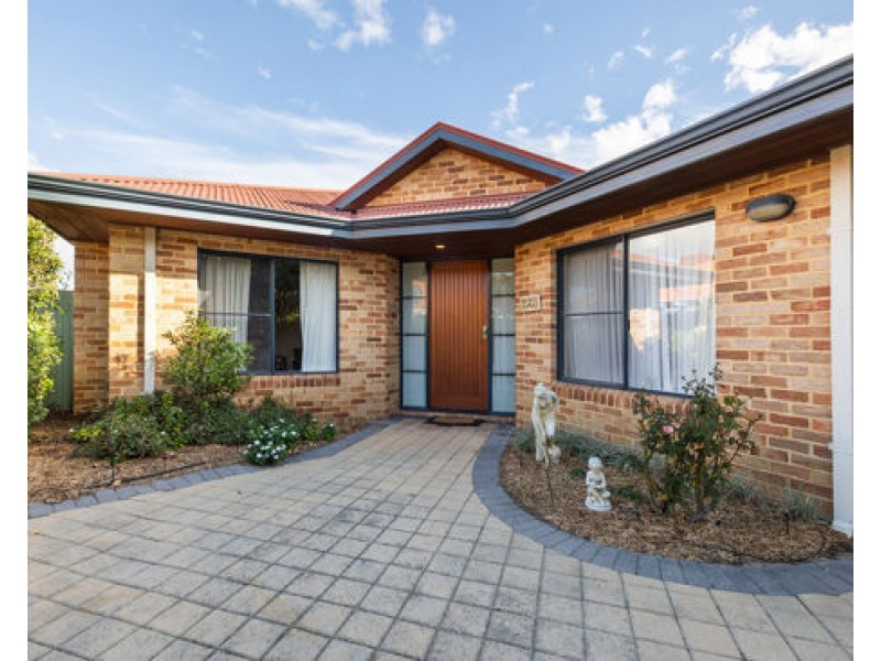 12B Lambert Street, Alfred Cove WA 6154