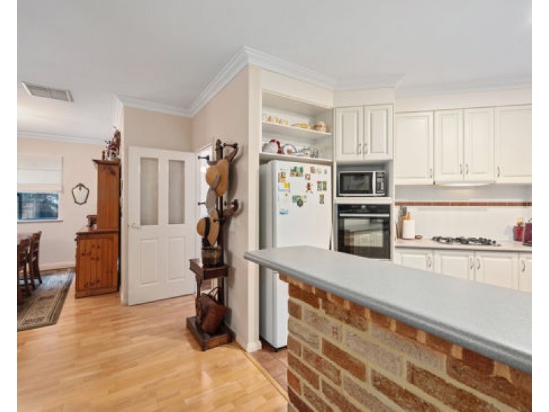 12B Lambert Street, Alfred Cove WA 6154