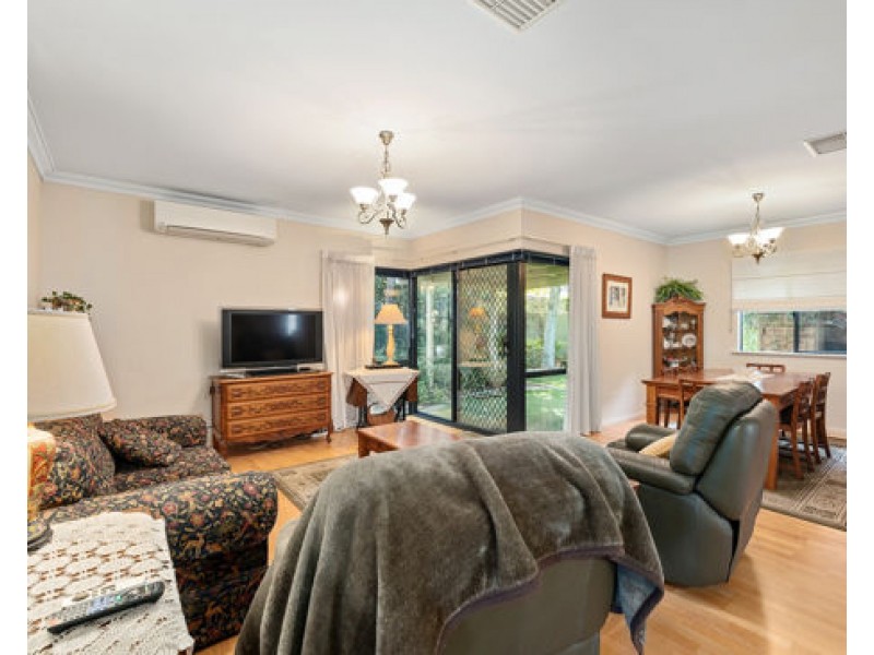 12B Lambert Street, Alfred Cove WA 6154