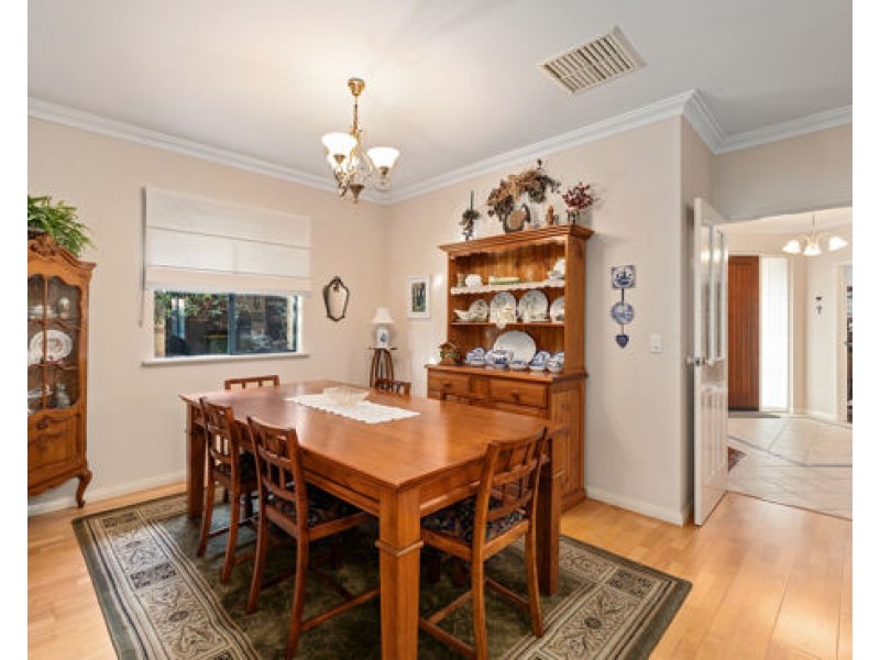 12B Lambert Street, Alfred Cove WA 6154