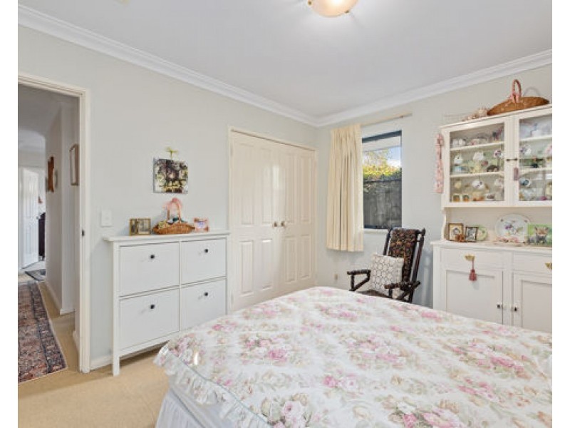 12B Lambert Street, Alfred Cove WA 6154