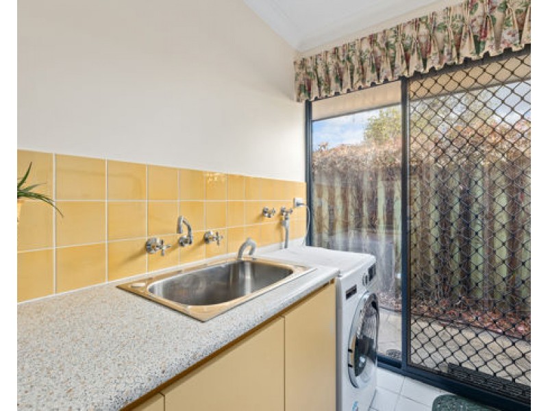 12B Lambert Street, Alfred Cove WA 6154