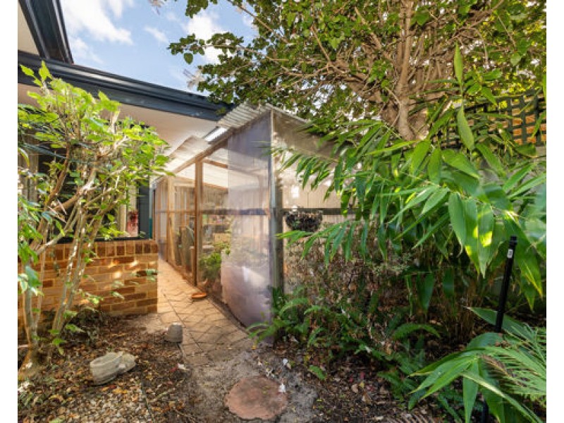 12B Lambert Street, Alfred Cove WA 6154