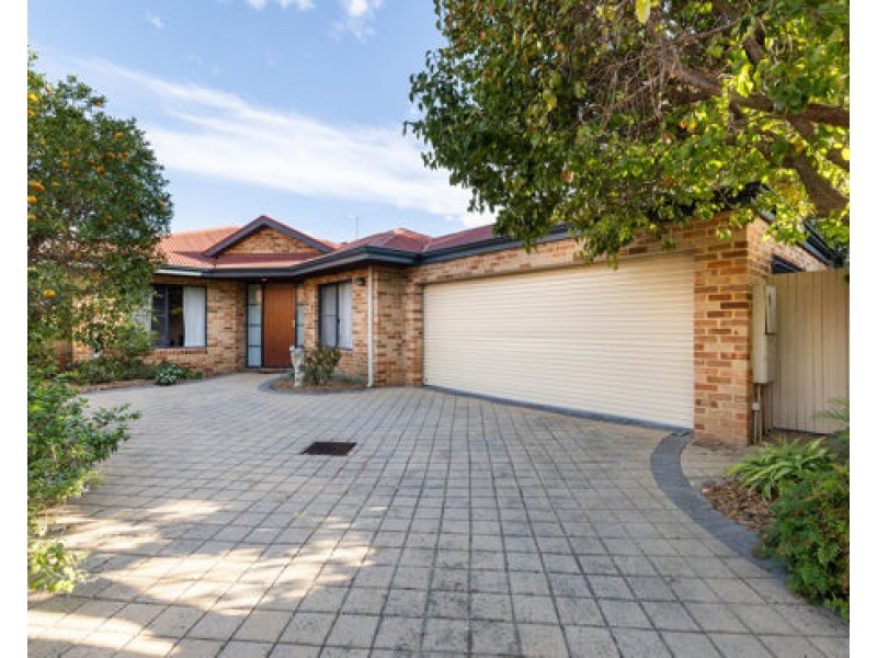 12B Lambert Street, Alfred Cove WA 6154