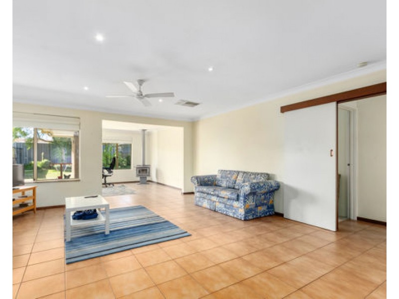 45 Moondarra Circle, South Lake WA 6164