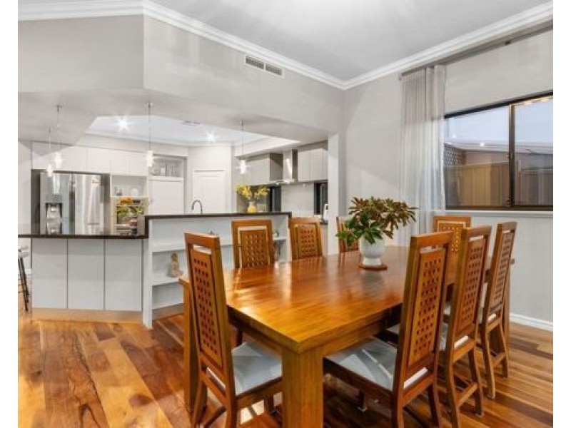 18A Kemp Rd, Mount Pleasant WA 6153