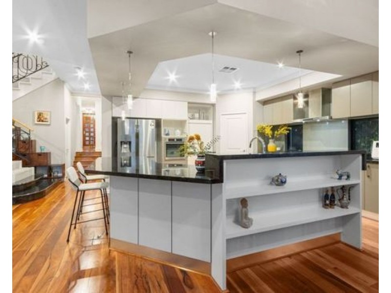 18A Kemp Rd, Mount Pleasant WA 6153