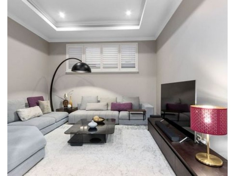 18A Kemp Rd, Mount Pleasant WA 6153